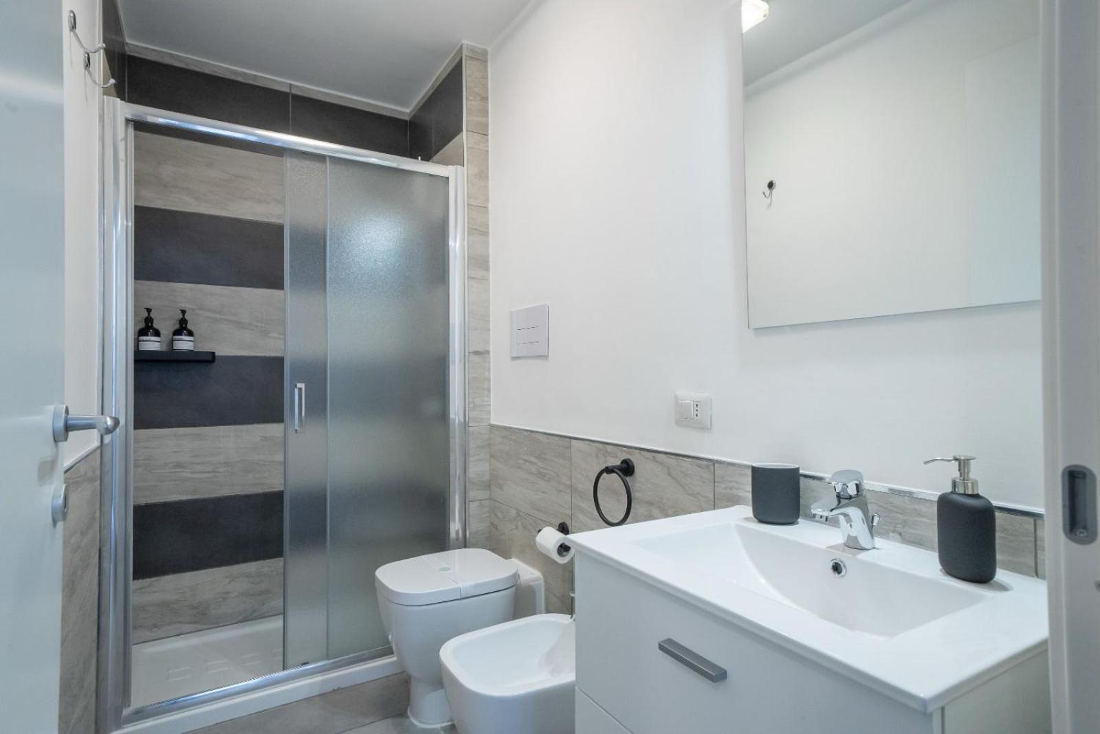 Bovio Boutique Studio Apartment 나폴리 객실 사진