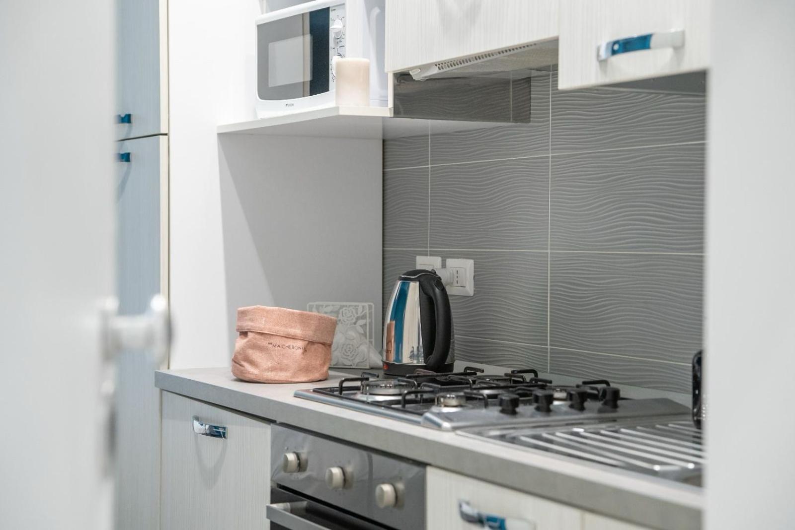 Bovio Boutique Studio Apartment 나폴리 객실 사진